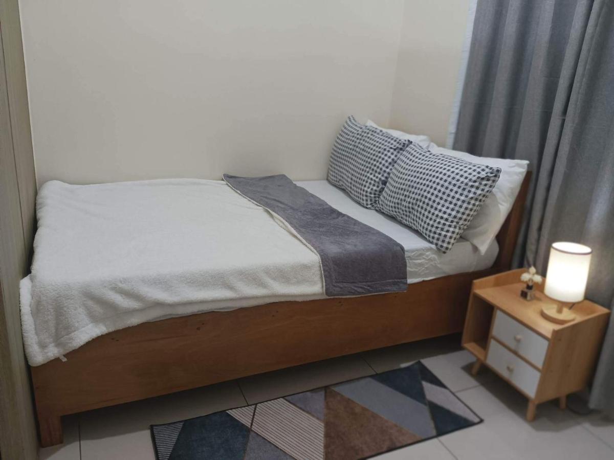 Breeze Residences - 1Br Unit With Balcony -Top Floor Manila Exterior photo